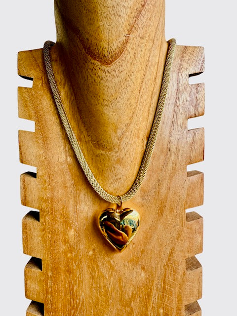 Heart of Europe Statement Large hypoallergenic stainless steel water resistant night coctail necklace