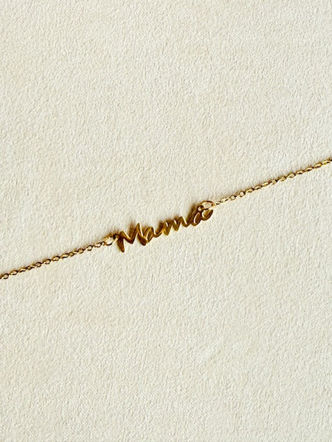 Love Mama crafted from hypoallergenic stainless steel bracelet
