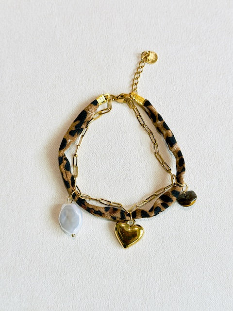 Beautiful Leo double chain statement heart charm bracelet hypoallegenic stainless steel