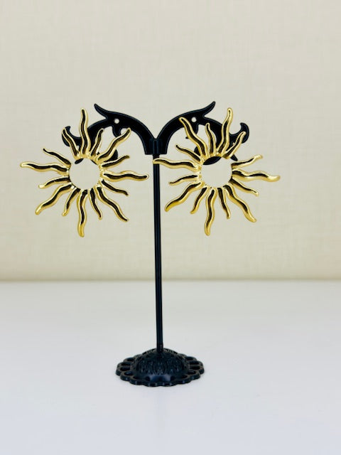 Large Splash statement earring crafted from hypoallergenic stainless steel