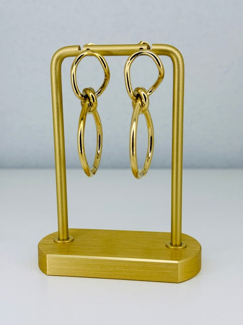Geometric Turn Head Chain statement earring is crafted from hypoallergenic stainless steel from gym to glam
