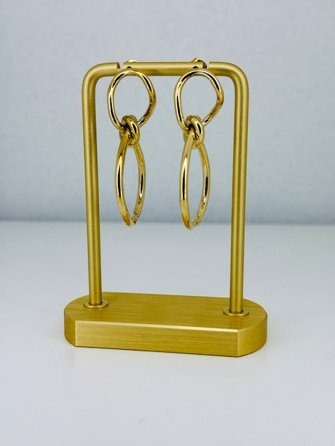 Geometric Turn Head Chain statement earring is crafted from hypoallergenic stainless steel from gym to glam